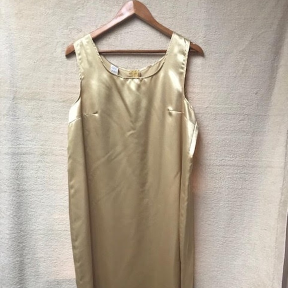 Unknown - Picture 1 of 2